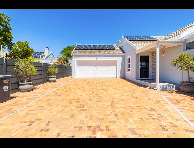 4 BEDROOM FREESTANDING SOLD IN SUNNINGDALE